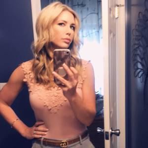 Meet your Posher, Jenn